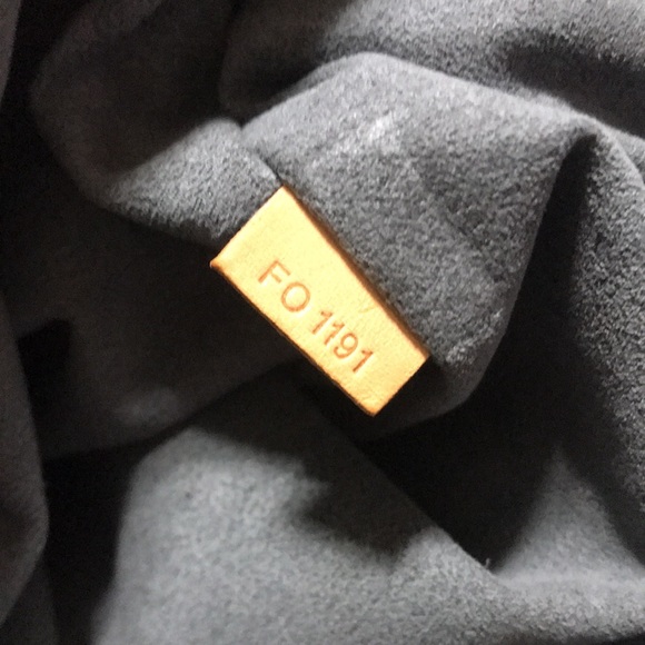 ๐โจ AUTHENTIC โจ๐ DENIM Louis Vuitton XL Denim Hobo Bag RARE - Picture 7 of 16